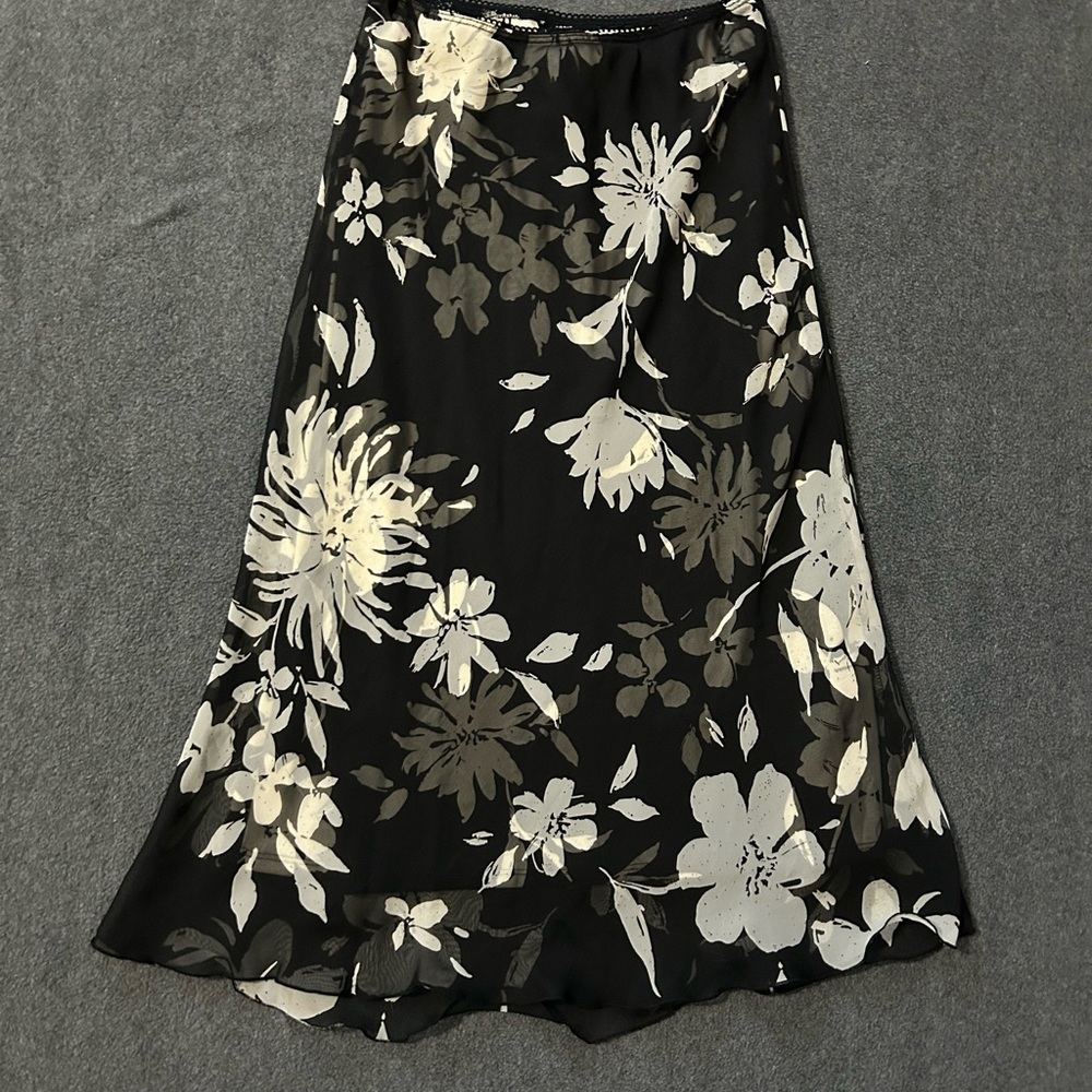 Studio Y Black and White Floral Y2K Midi Skirt